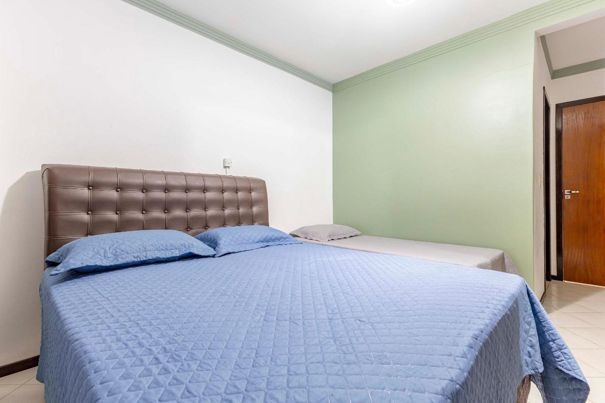 בומבינאס Apartamento A Poucos Passos Da Praia Da Conceicao מראה חיצוני תמונה
