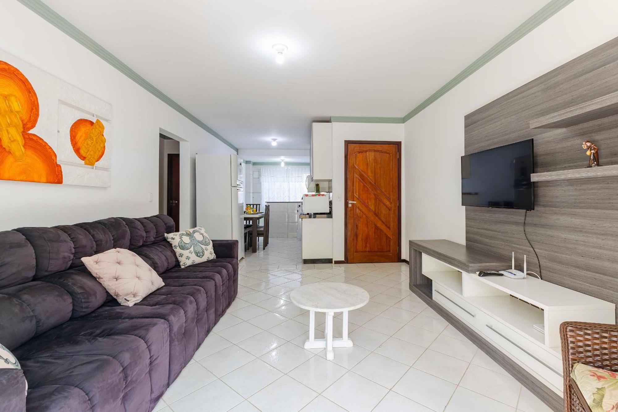 בומבינאס Apartamento A Poucos Passos Da Praia Da Conceicao מראה חיצוני תמונה